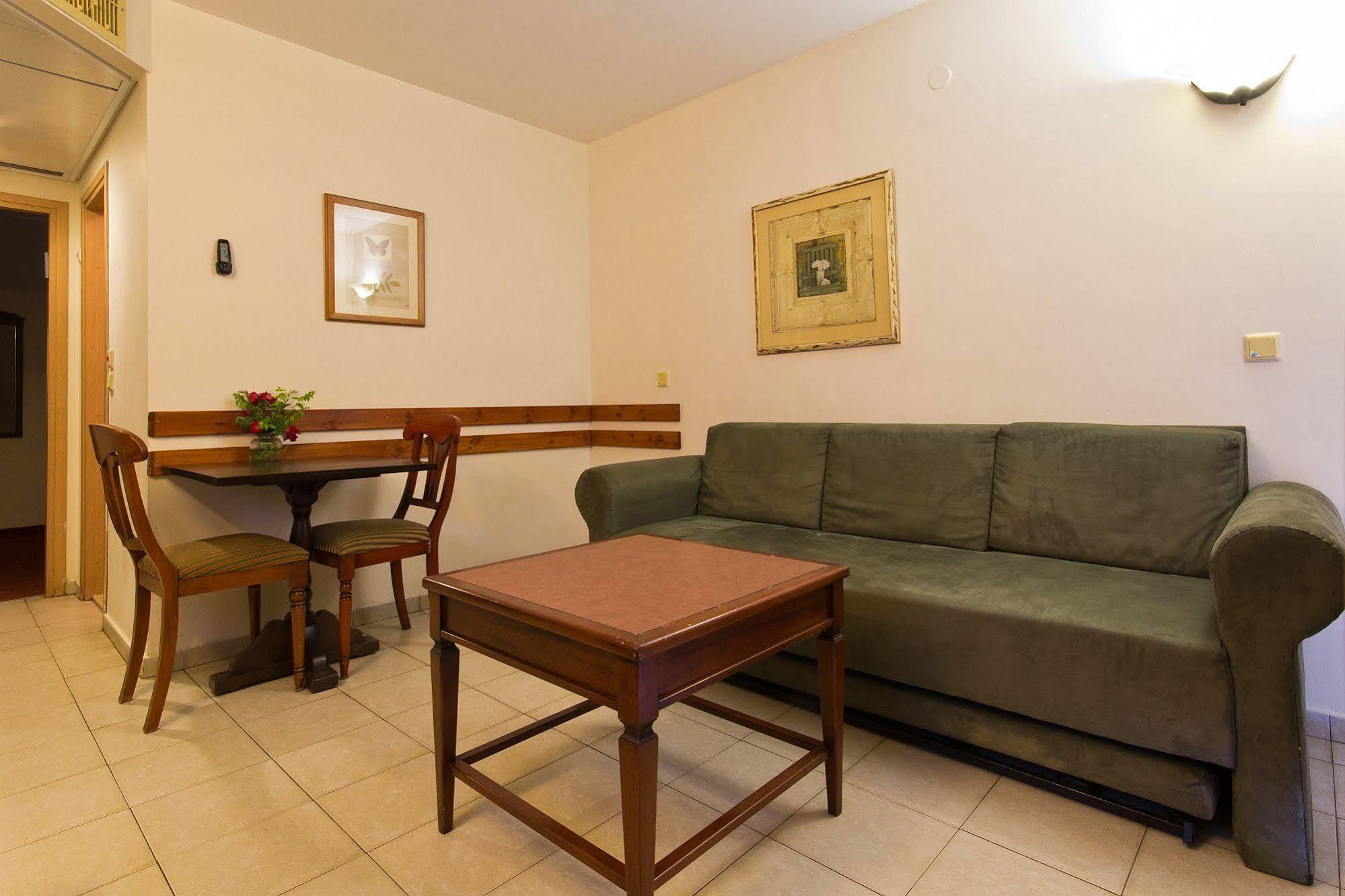 Shoresh Green Hills Family Suites Hotel Zewnętrze zdjęcie