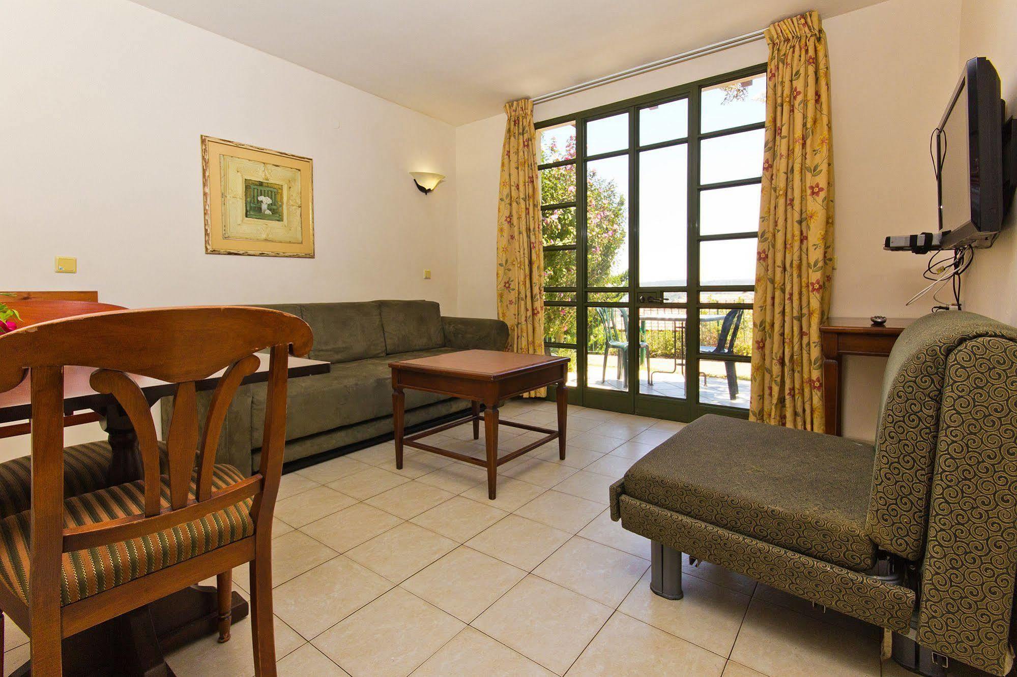 Shoresh Green Hills Family Suites Hotel Zewnętrze zdjęcie